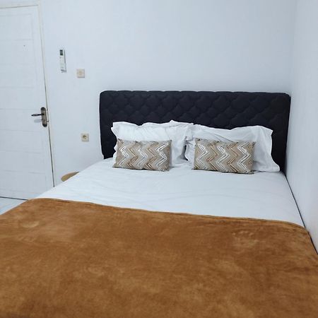 Ngurbloat Stella Villa מראה חיצוני תמונה