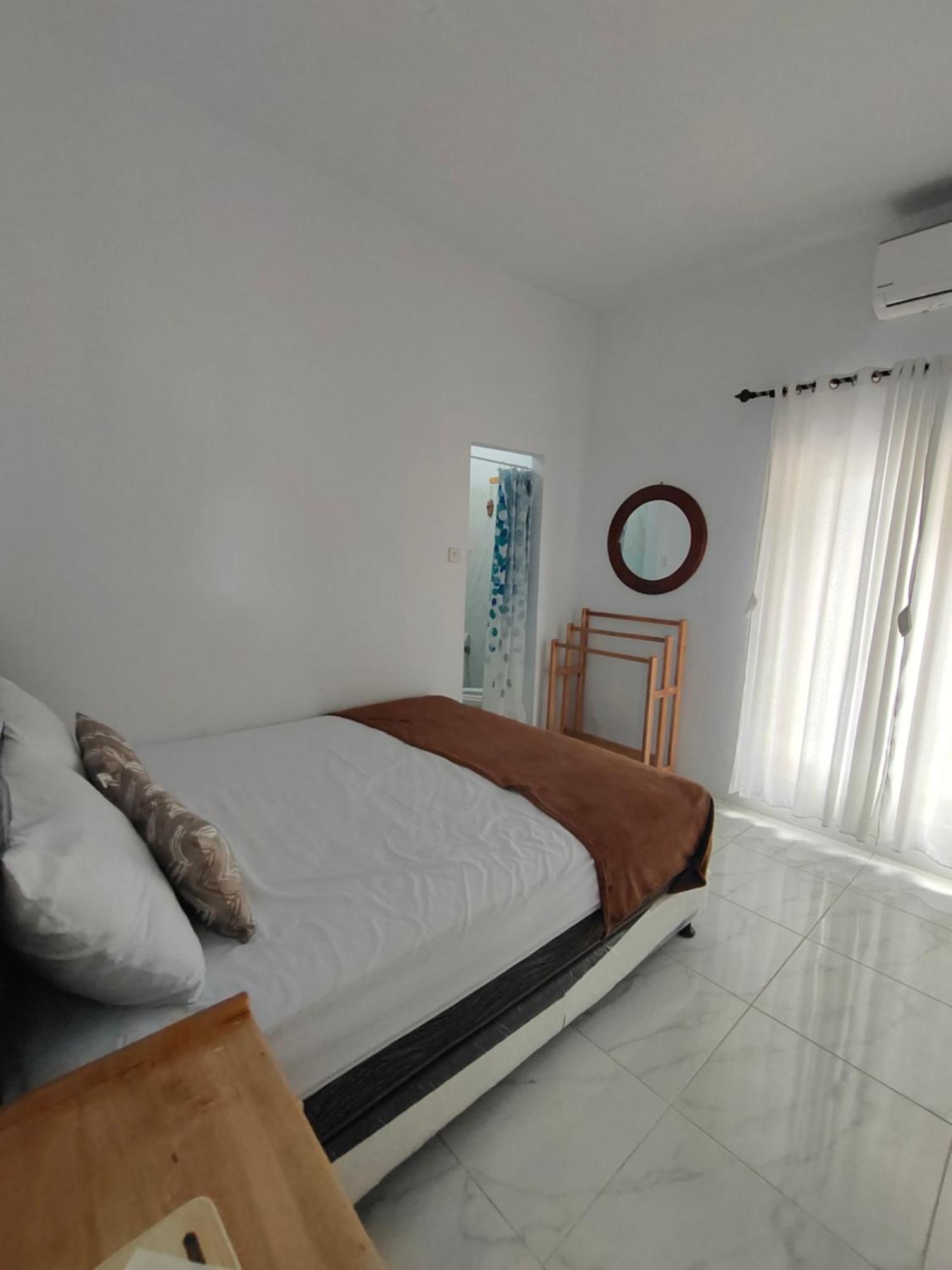 Ngurbloat Stella Villa מראה חיצוני תמונה